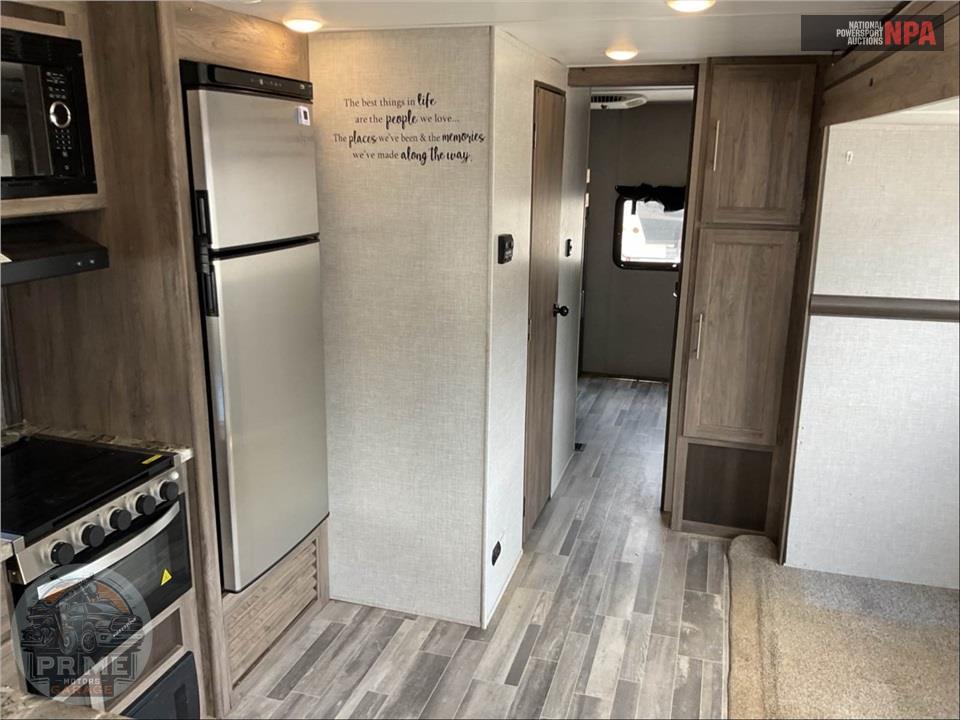 2022 Crossroads Rv M-340 BH - ZINGER SERIES — фото 8