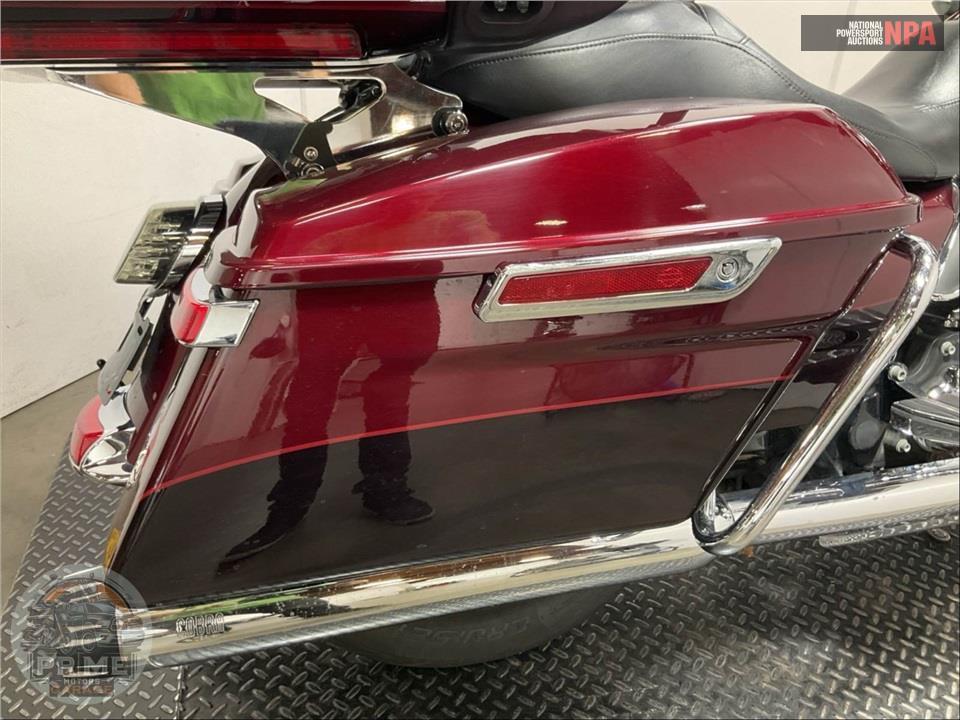 2014 Harley-Davidson FLHTK ELECTRA GLIDE ULTRA LIMITED — фото 27