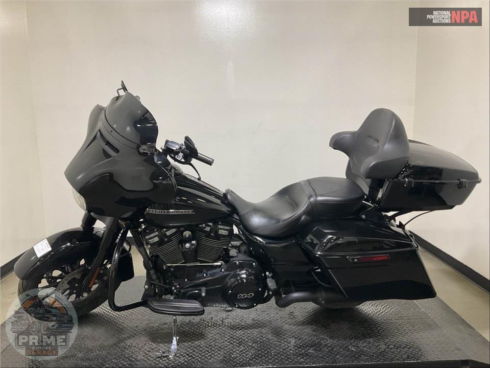 2019 Harley-Davidson FLHXS STREET GLIDE SPECIAL — фото 3