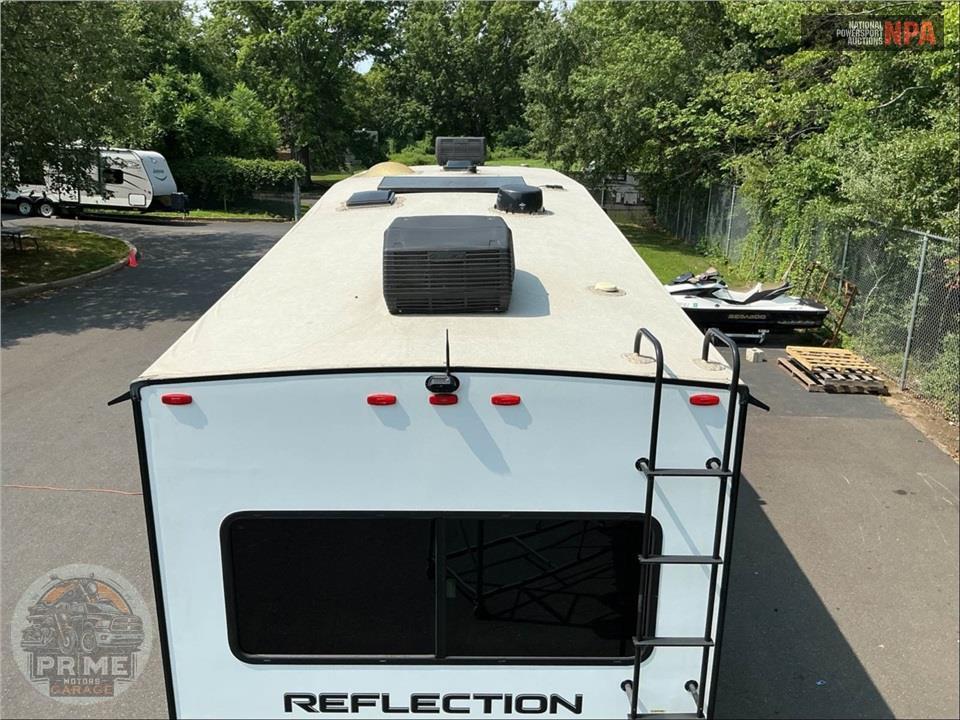 2022 Grand Design Recreational Vehicles M-303RLS REFLECTION FIFTH WHEEL SERIES — фото 21