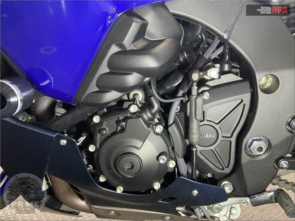 2023 Yamaha YZF-R1 — фото 7