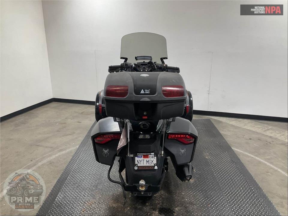 2016 Can-Am SPYDER F3 SE6 LIMITED — фото 4