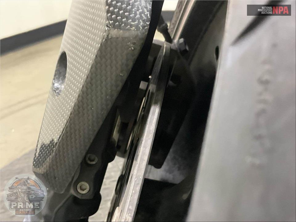 2020 Triumph SPEED TRIPLE RS — фото 18