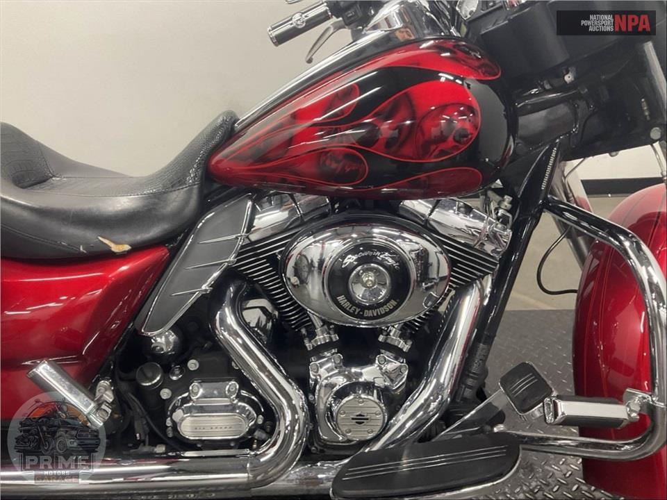 2012 Harley-Davidson FLHX STREET GLIDE — фото 6