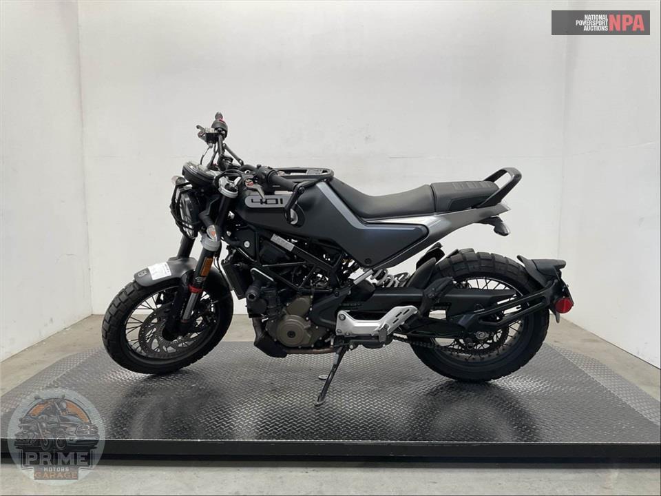 2021 Husqvarna SVARTPILEN 401 — фото 3