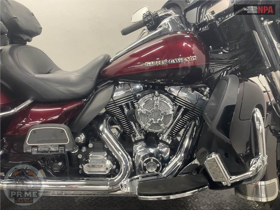 2015 Harley-Davidson FLHTK ELECTRA GLIDE ULTRA LIMITED — фото 6