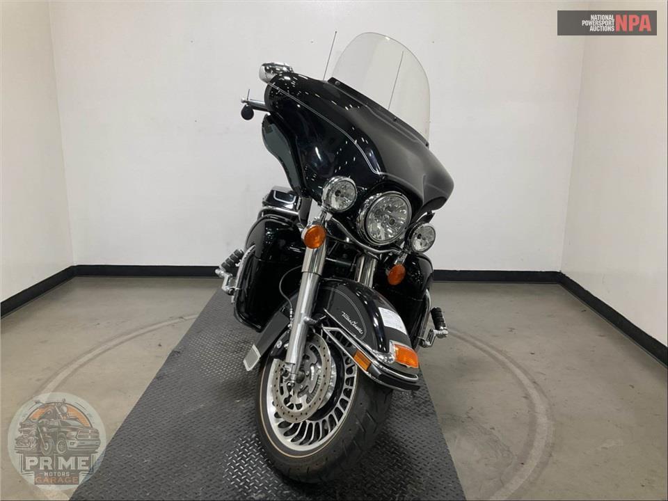 2009 Harley-Davidson FLHTCU ULTRA CLASSIC ELECTRA GLIDE — фото 2