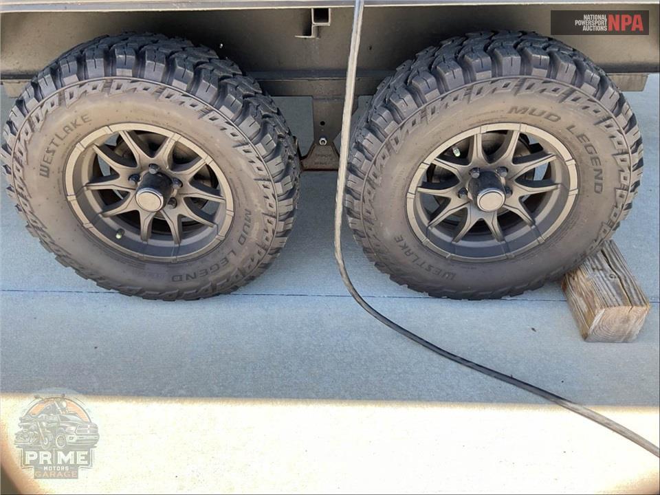 2025 Cherokee By Forest River M-18RR - GREY WOLF TOY HAULER SERIES — фото 26