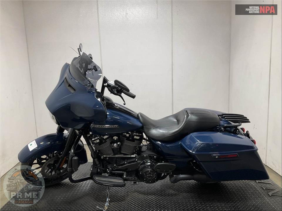 2019 Harley-Davidson FLHXS STREET GLIDE SPECIAL — фото 3