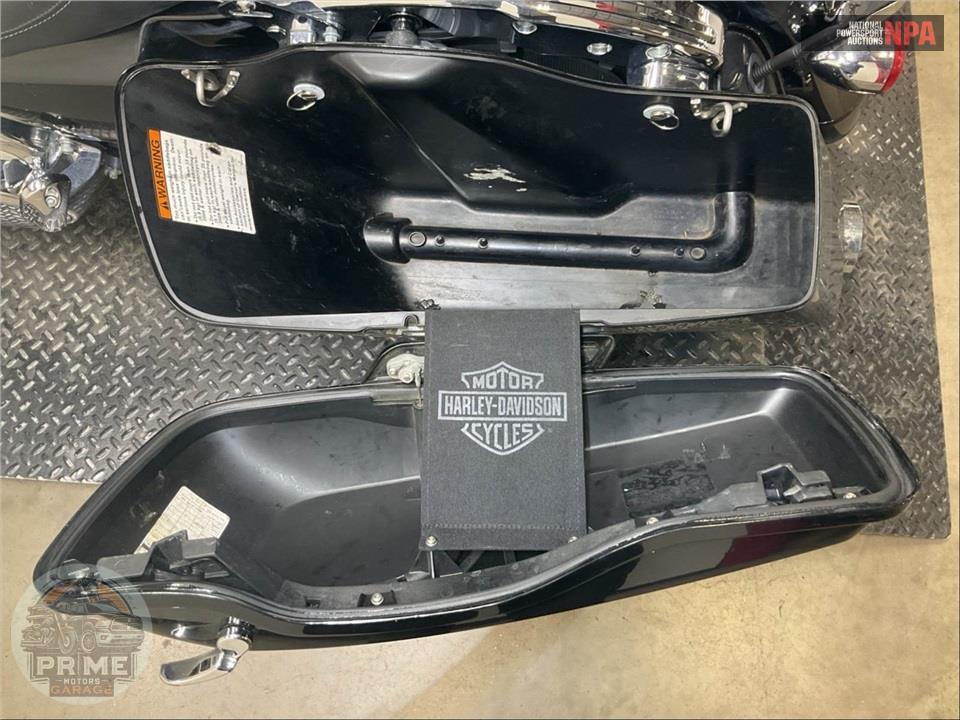 2014 Harley-Davidson FLHXS STREET GLIDE — фото 25