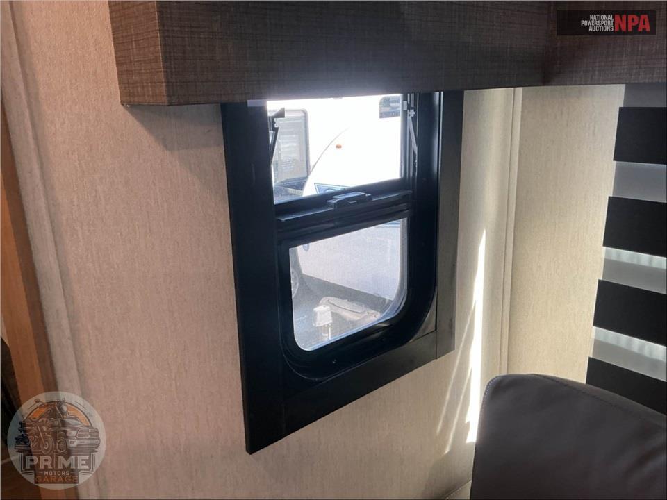 2024 Sabre By Forest River M-37FLL - FIFTH WHEEL SERIES — фото 18
