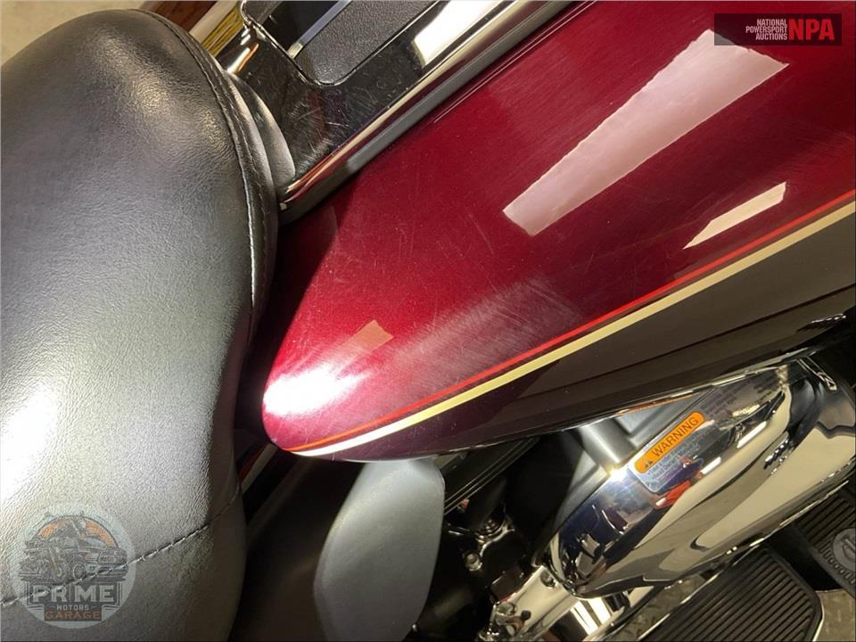 2015 Harley-Davidson FLHTCU ULTRA CLASSIC ELECTRA GLIDE — фото 20