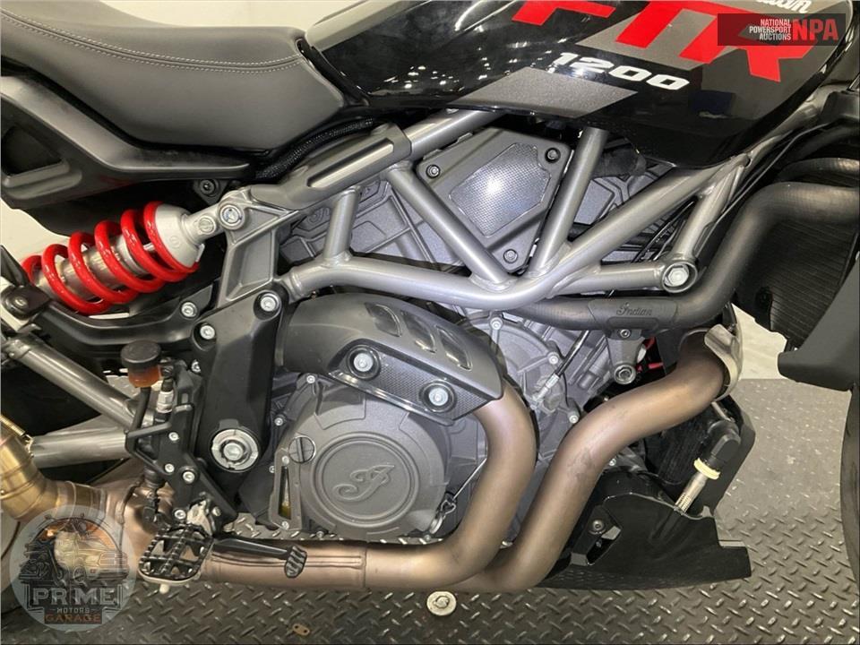 2023 Indian Motorcycle FTR S (TWO TONE) — фото 6