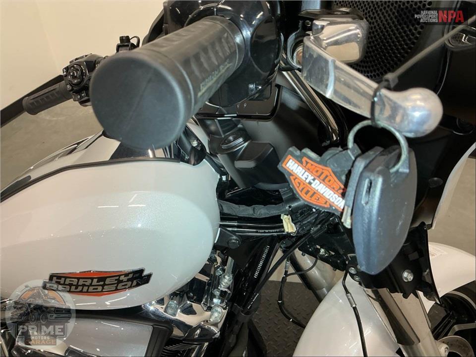 2024 Harley-Davidson FLHX STREET GLIDE — фото 12