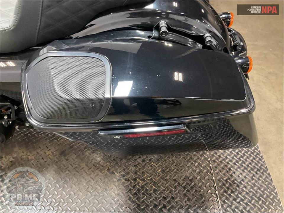 2016 Harley-Davidson FLHX STREET GLIDE — фото 20