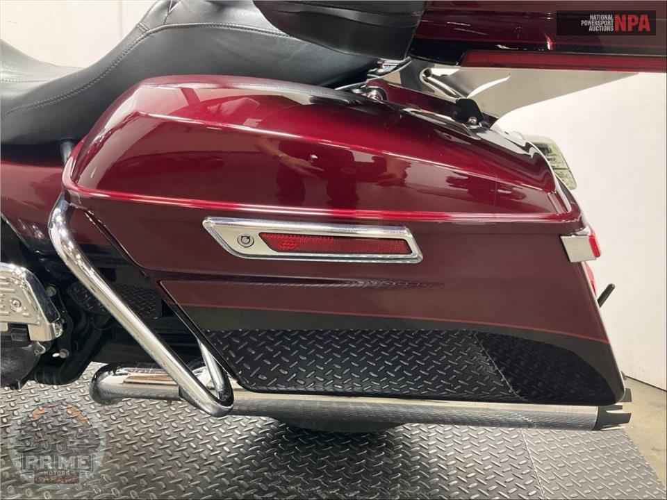2014 Harley-Davidson FLHTK ELECTRA GLIDE ULTRA LIMITED — фото 25