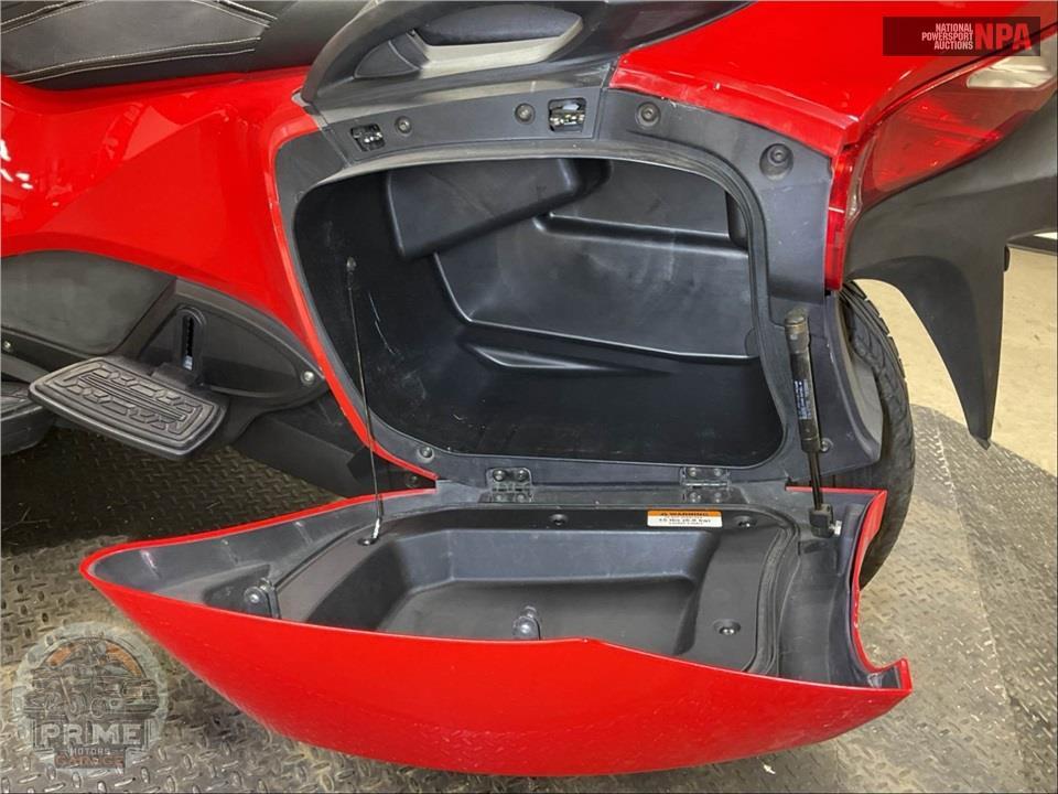 2013 Can-Am SPYDER RT-S SE5 — фото 26