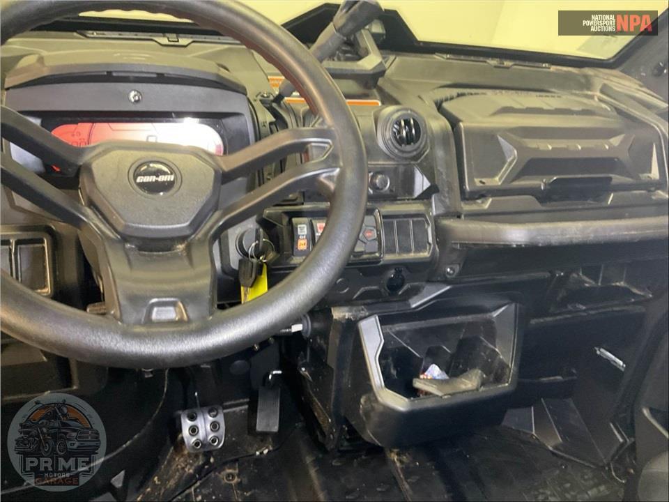 2025 Can-Am DEFENDER MAX LIMITED CAB HD10 — фото 27