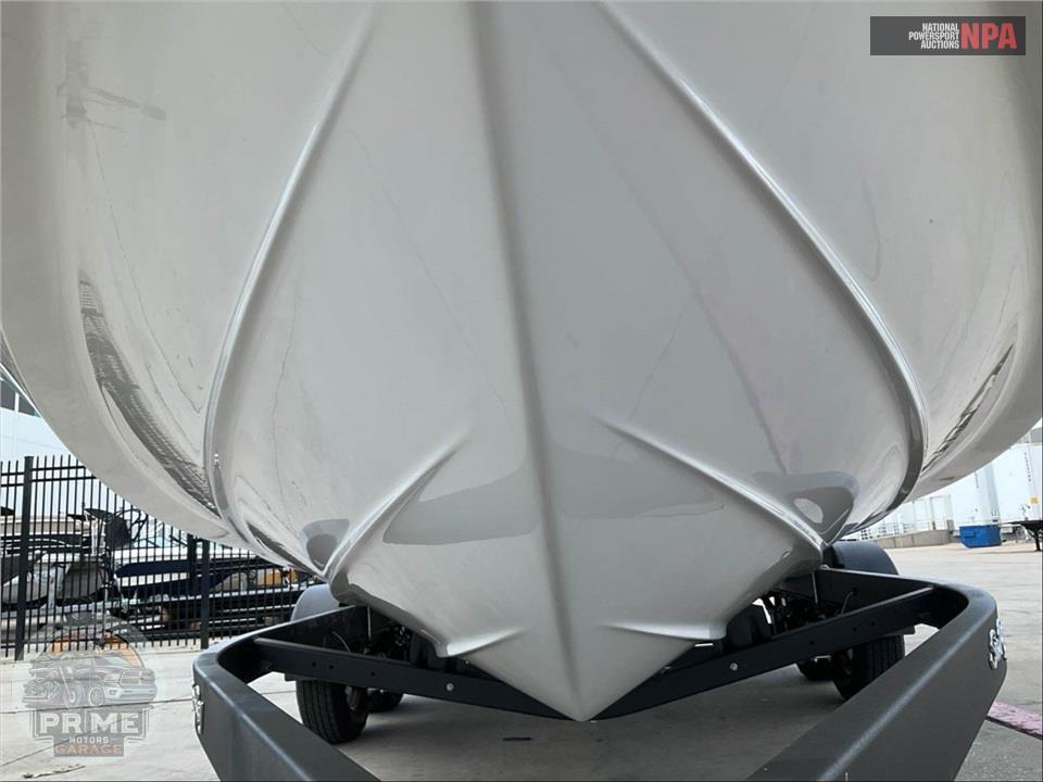 2025 Sea Ray Boats SPX 230 SPX SERIES L=24/E=1 300HP MERC SD — фото 13
