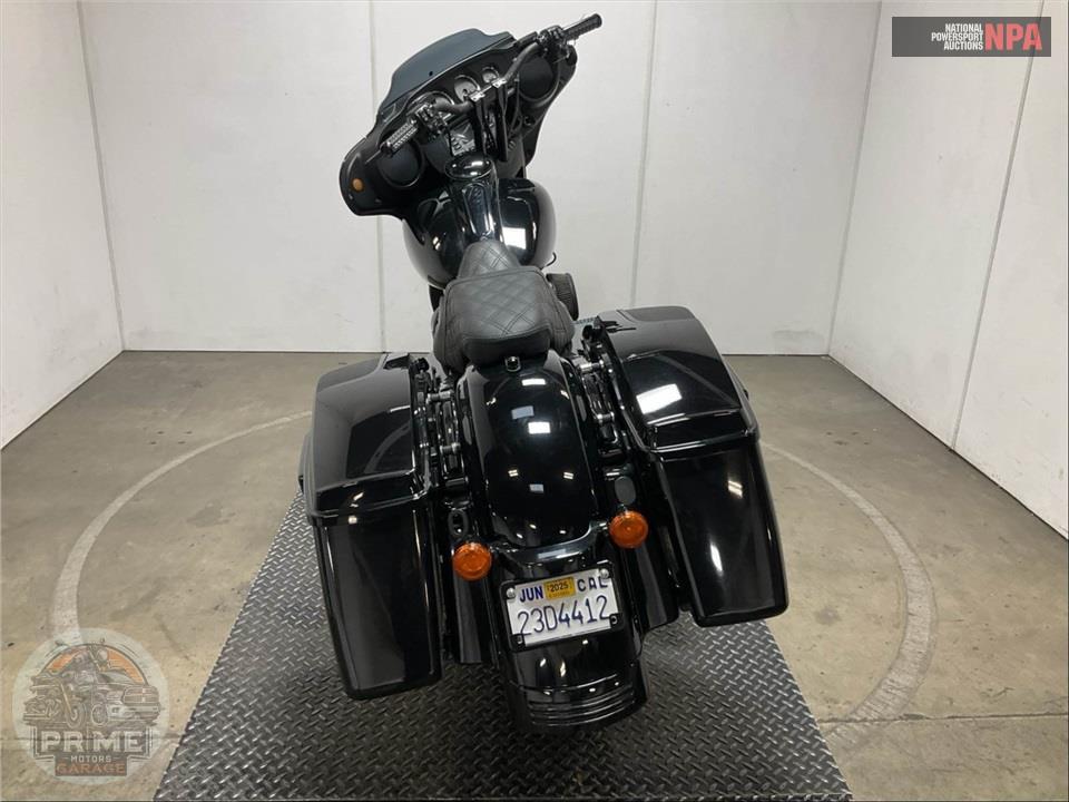 2016 Harley-Davidson FLHX STREET GLIDE — фото 4