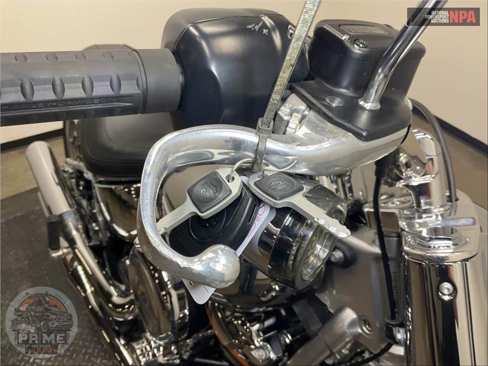 2025 Harley-Davidson FLSTFI SOFTAIL FAT BOY GRAY GHOST — фото 22