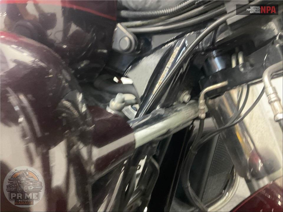 2014 Harley-Davidson FLHTK ELECTRA GLIDE ULTRA LIMITED — фото 12