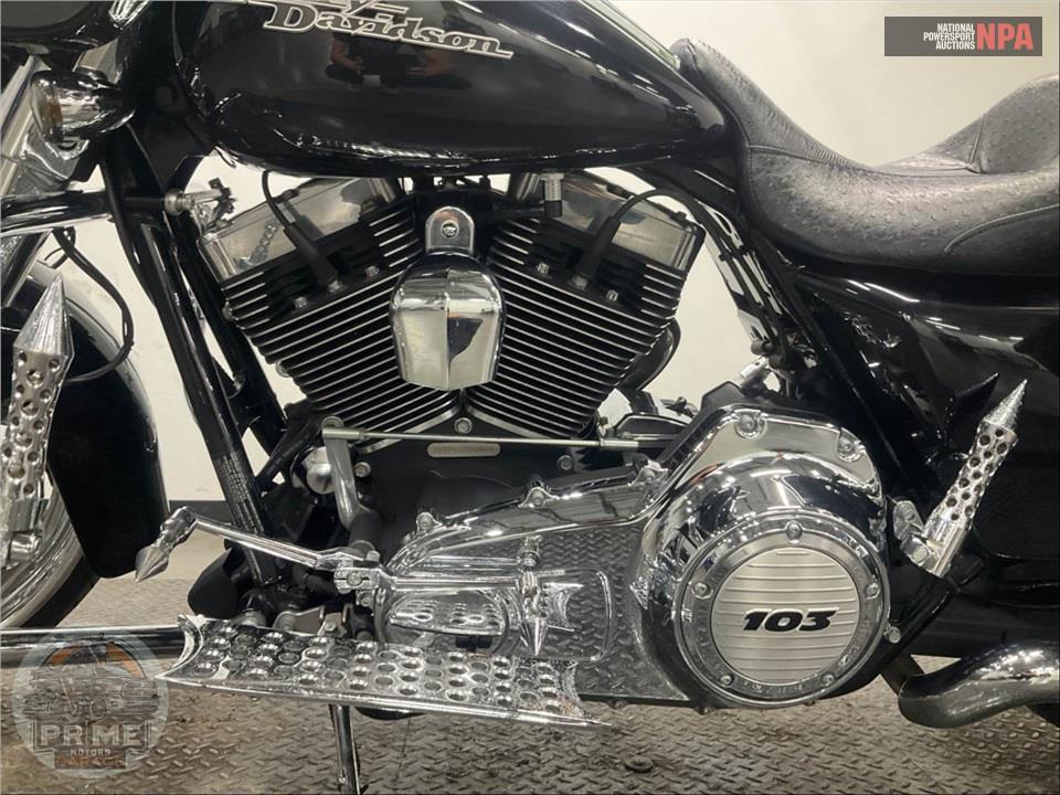 2011 Harley-Davidson FLHX-103 STREET GLIDE — фото 7