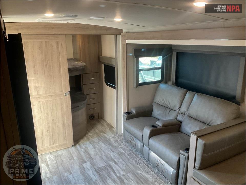2022 Grand Design Recreational Vehicles M-2910BH - IMAGINE SERIES — фото 7