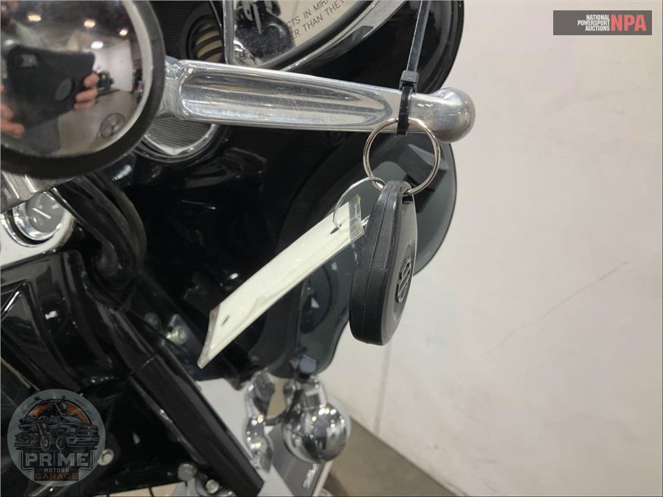 2010 Harley-Davidson FLHTCU ULTRA CLASSIC ELECTRA GLIDE — фото 11