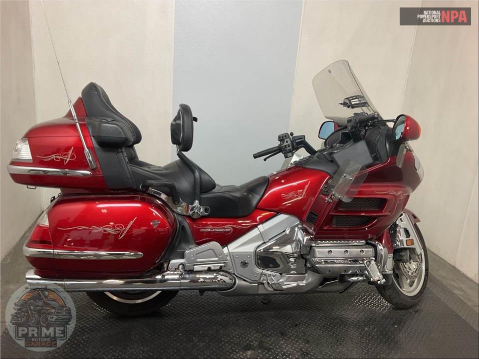 2010 Honda GL1800HPNMA GOLDWING — фото 1