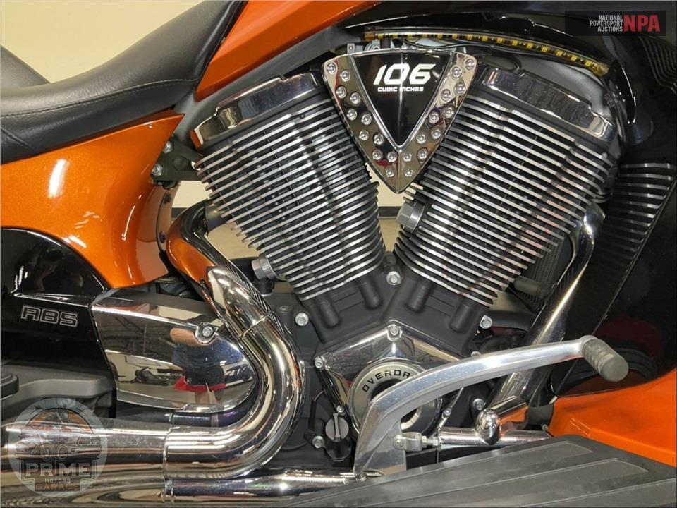 2014 Victory Motorcycles VISION TOUR — фото 6