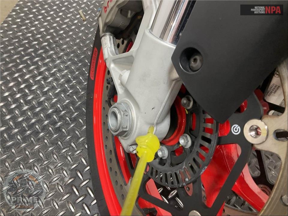 2023 Aprilia RSV4 1100 — фото 20