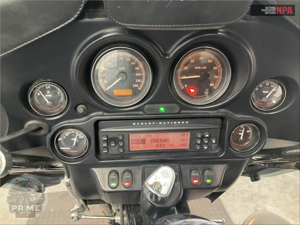 2013 Harley-Davidson FLHTCUTG TRIGLIDE UL CLSC — фото 5