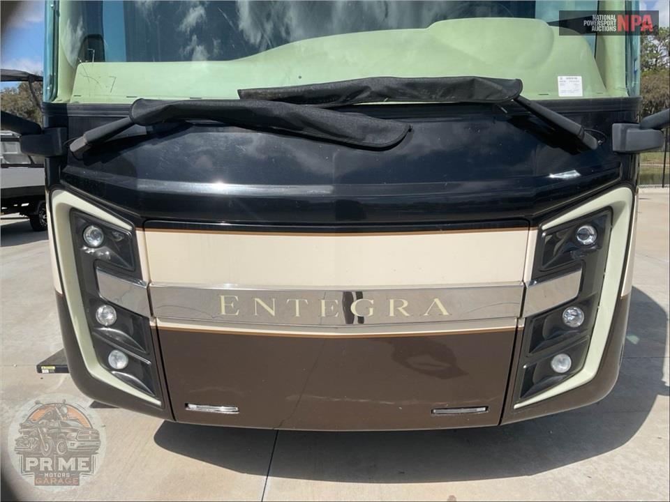 2017 Entegra Coach M-44B CUMMINS - INSIGNIA SERIES — фото 65