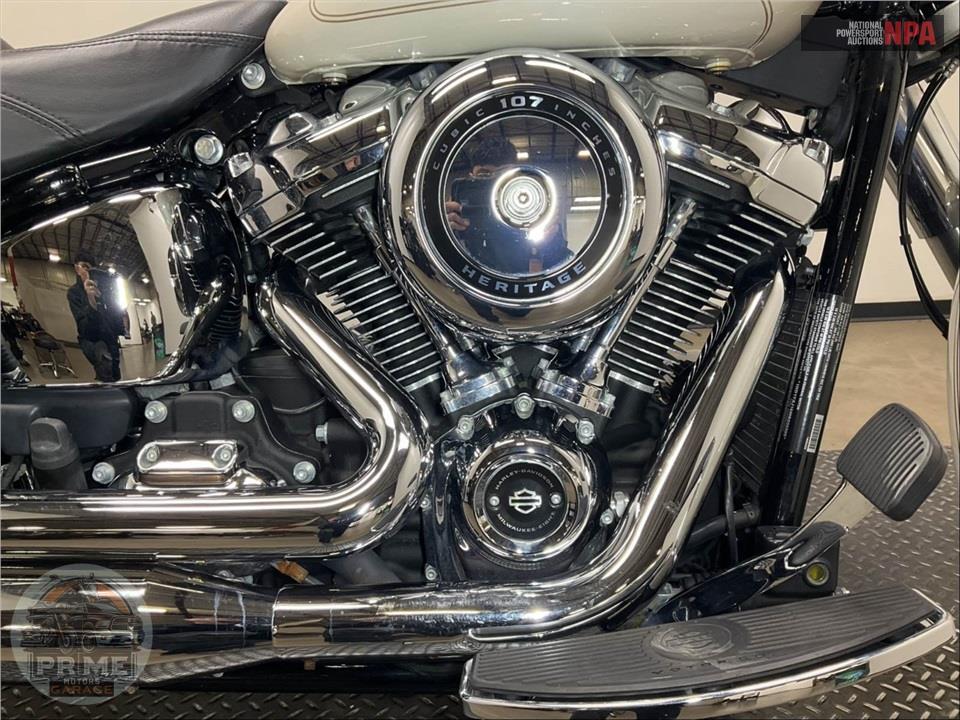 2021 Harley-Davidson FLHC HERITAGE CLASSIC — фото 6