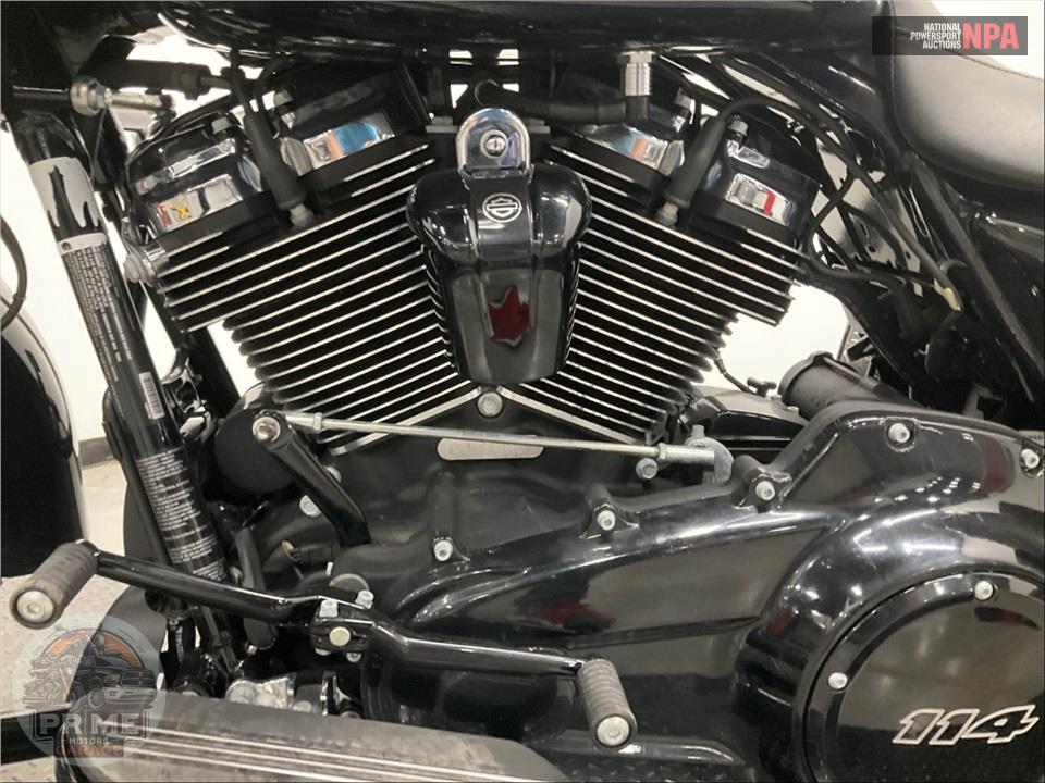 2019 Harley-Davidson FLHXS STREET GLIDE SPECIAL — фото 7