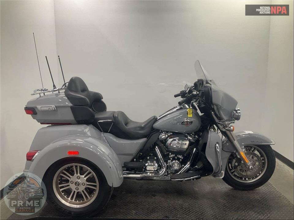 2024 Harley-Davidson FLHTCUTG TRI GLIDE ULTRA CLASSIC — фото 1