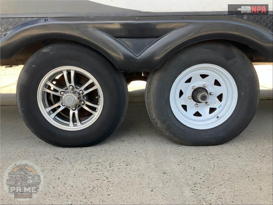 2015 Dutchmen R2600 RUBICON TOY-HAULER TRAVEL TRAILER — фото 59