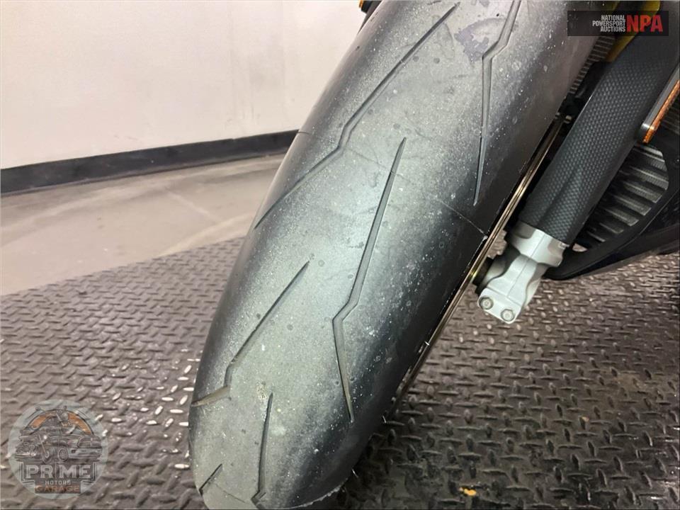 2021 Aprilia RSV4 FACTORY 1100 — фото 21