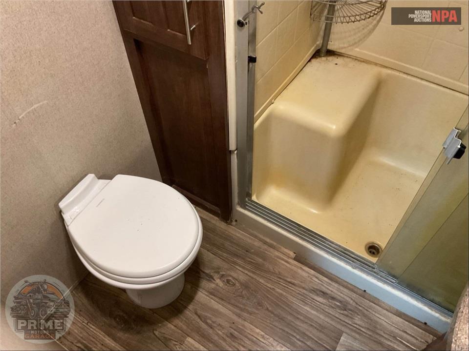 2017 Crossroads Rv M-3801 MD - VOLANTE HP FIFTH WHEEL SERIES — фото 16