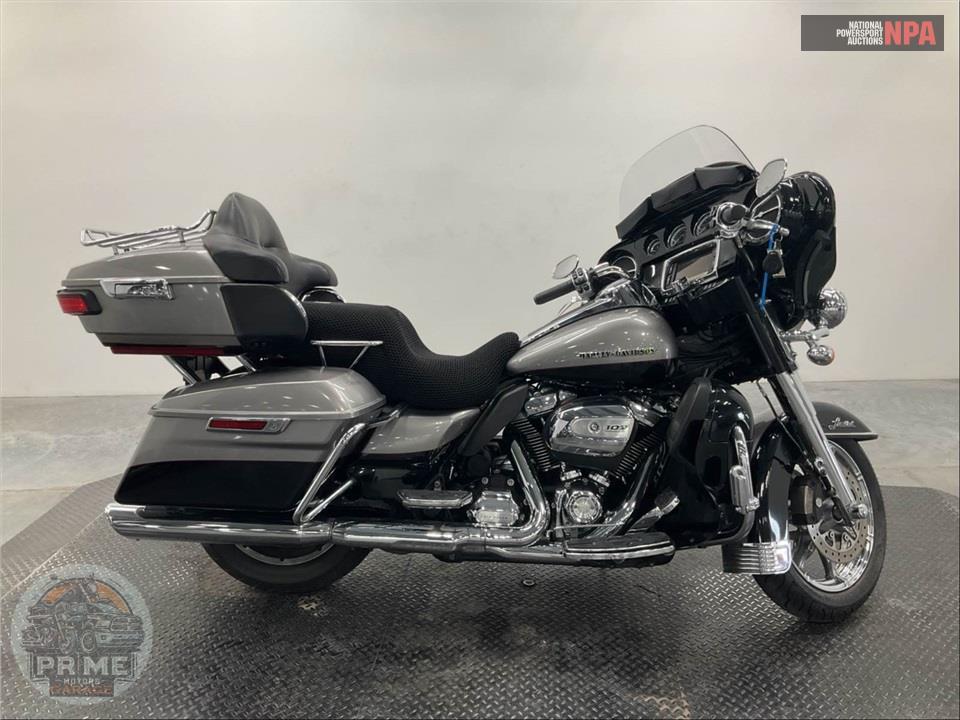 2017 Harley-Davidson FLHTK ULTRA LIMITED — фото 1