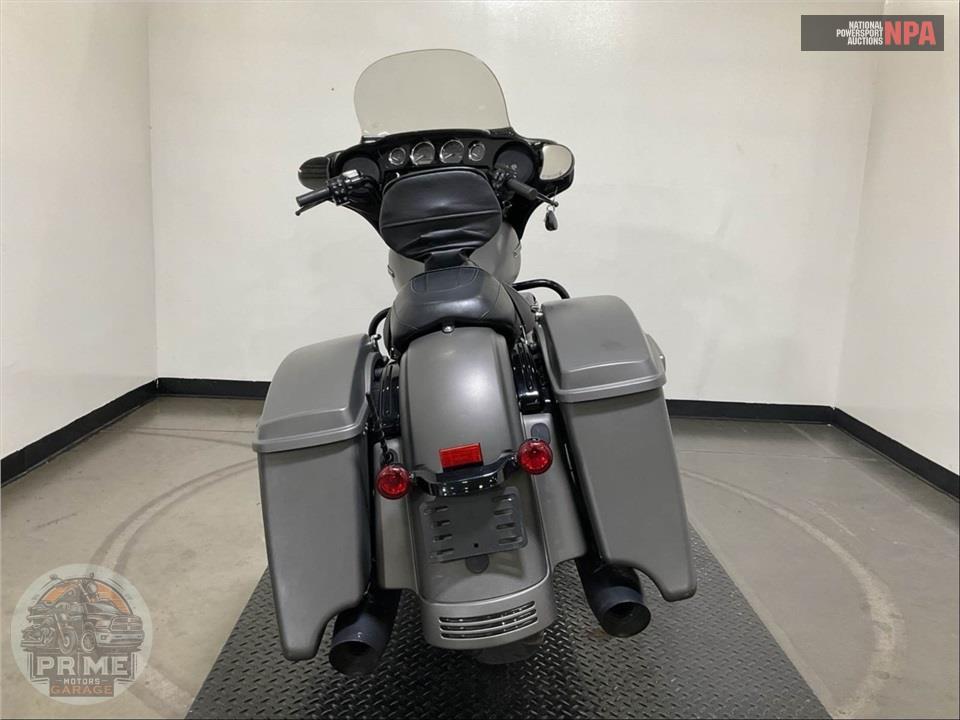 2019 Harley-Davidson FLHXS STREET GLIDE SPECIAL — фото 4