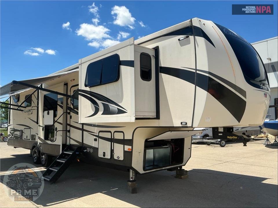 2020 Cardinal By Forest River M-370FLX - LUXURY FIFTH WHEEL SERIES — фото 1