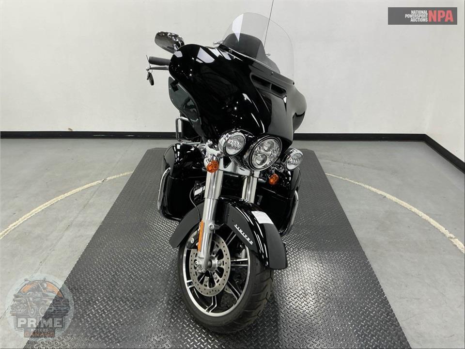 2023 Harley-Davidson FLHTK ELECTRA GLIDE ULTRA LIMITED — фото 2