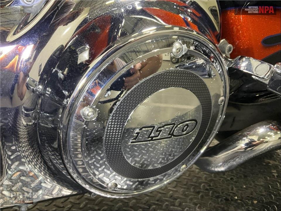 2015 Harley-Davidson FLHXSE CVO STREET GLIDE SPECIAL — фото 10