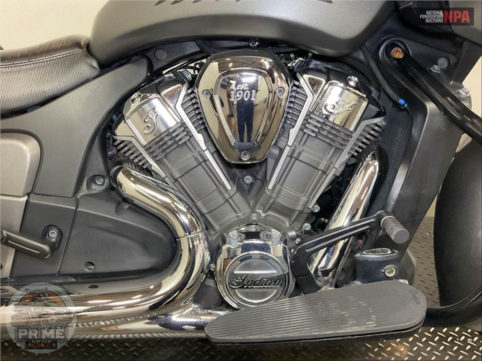 2021 Indian Motorcycle CHALLENGER (METALLIC SMOKE) — фото 6