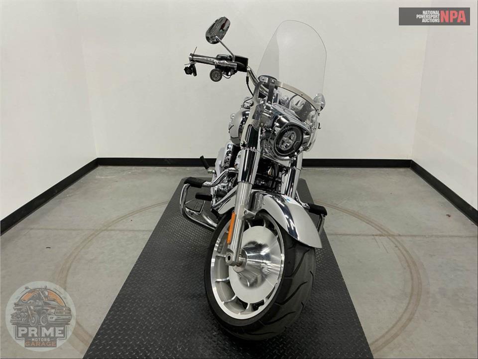 2025 Harley-Davidson FLSTFI SOFTAIL FAT BOY GRAY GHOST — фото 2