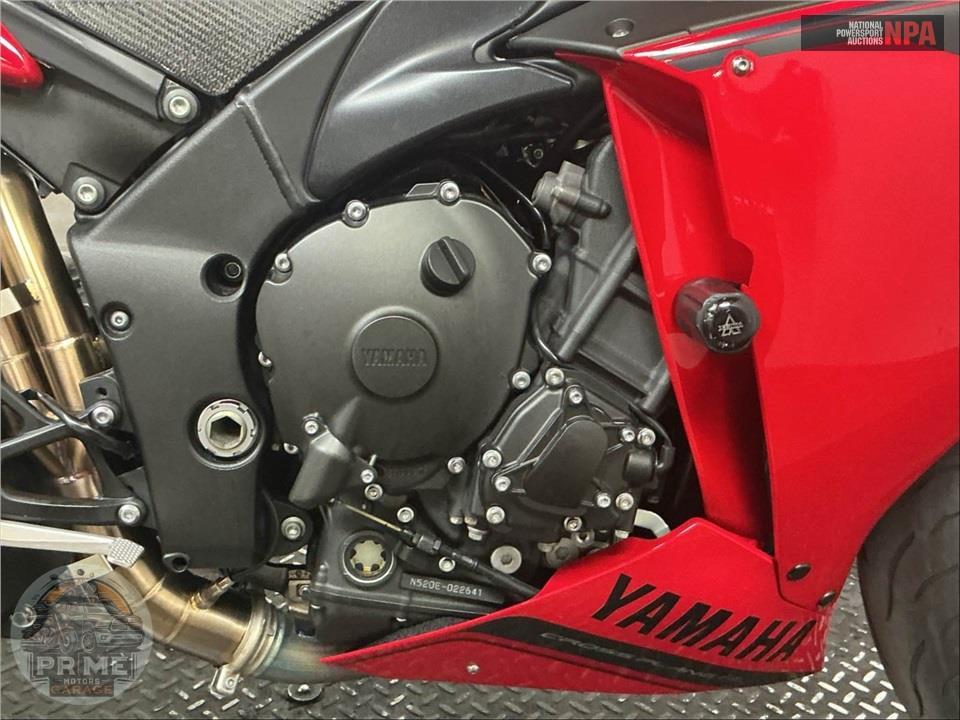 2014 Yamaha YZF-R1 (RAPID RED/MATTE GRAY) — фото 6
