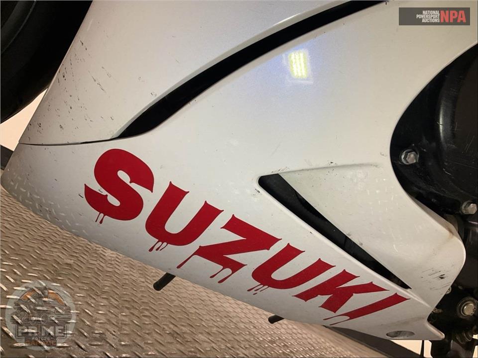 2017 Suzuki GSX-R750L7 — фото 34