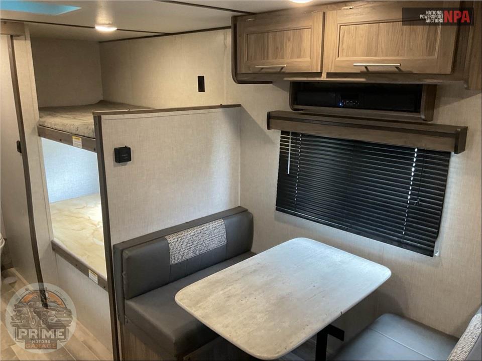 2021 Crossroads Rv M-18 BH ZINGER LITE SERIES — фото 6